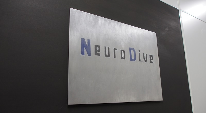 NeuroDive